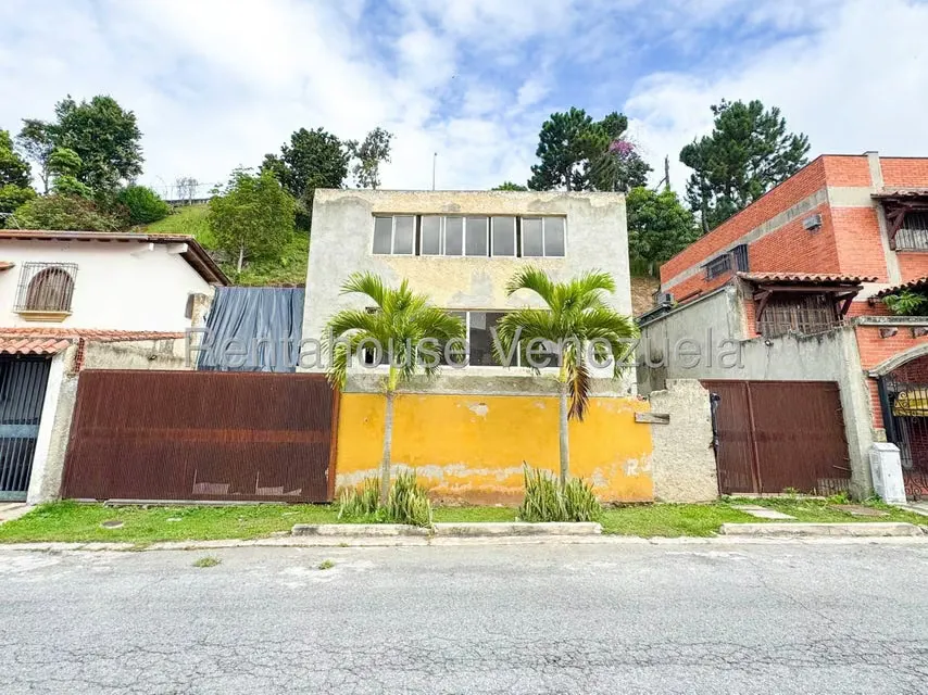 Casa (Multipes Niveles) en Venta en Los Naranjos del Cafetal, Distrito Metropolitano