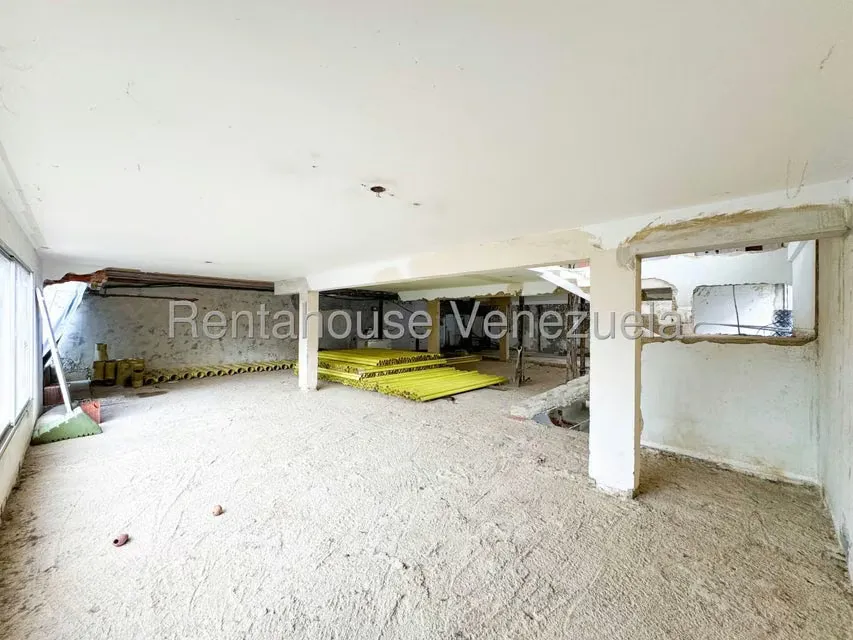 Casa (Multipes Niveles) en Venta en Los Naranjos del Cafetal, Distrito Metropolitano - 11