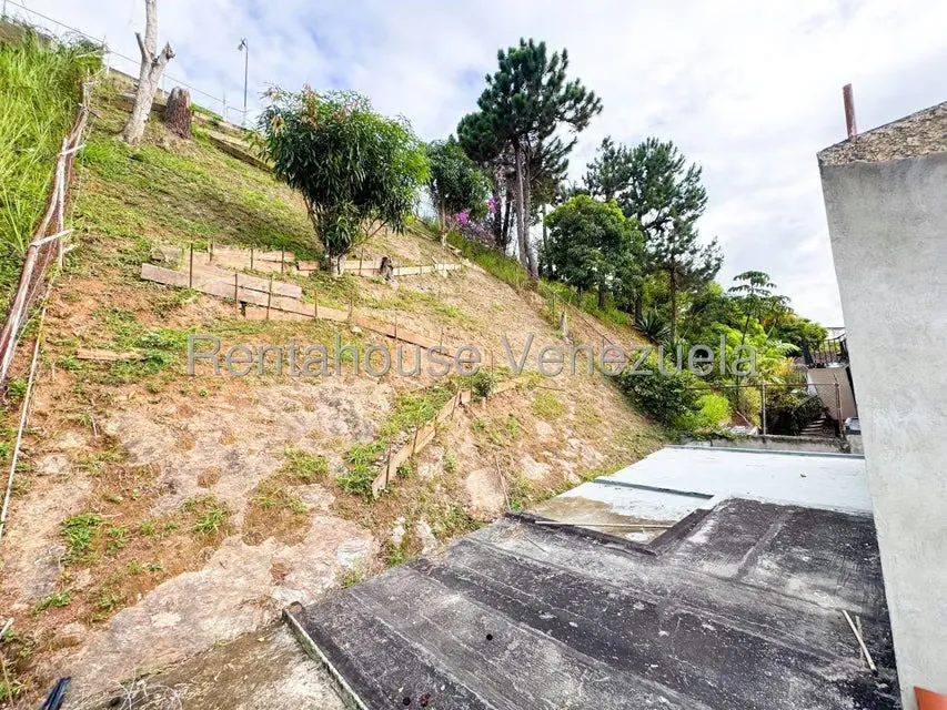 Casa (Multipes Niveles) en Venta en Los Naranjos del Cafetal, Distrito Metropolitano - 25