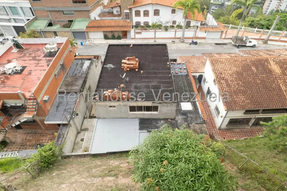 Casa (Multipes Niveles) en Venta en Los Naranjos del Cafetal, Distrito Metropolitano - 32