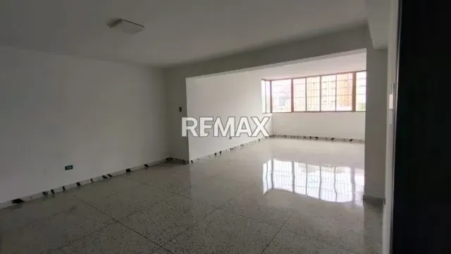 En venta apartamento en residencias Estoril - 4