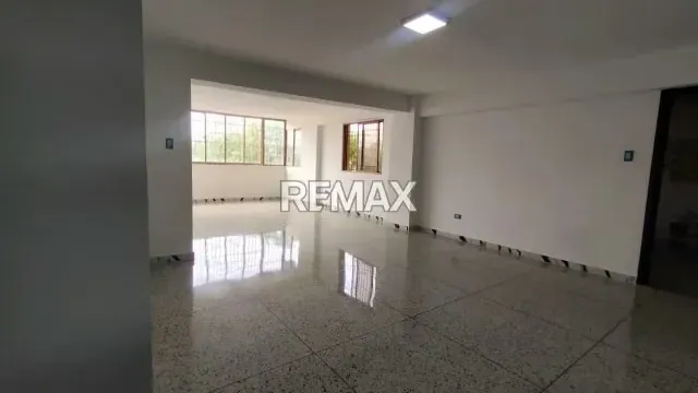 En venta apartamento en residencias Estoril - 9