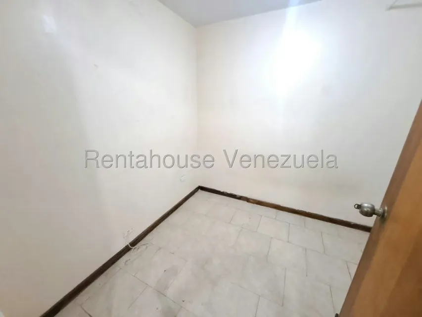 Apartamento (1 Nivel) en Venta en Los Palos Grandes, Distrito Metropolitano - 20