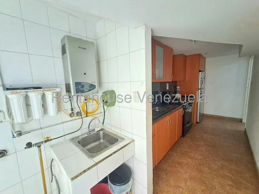 Apartamento (1 Nivel) en Venta en Los Palos Grandes, Distrito Metropolitano - 10