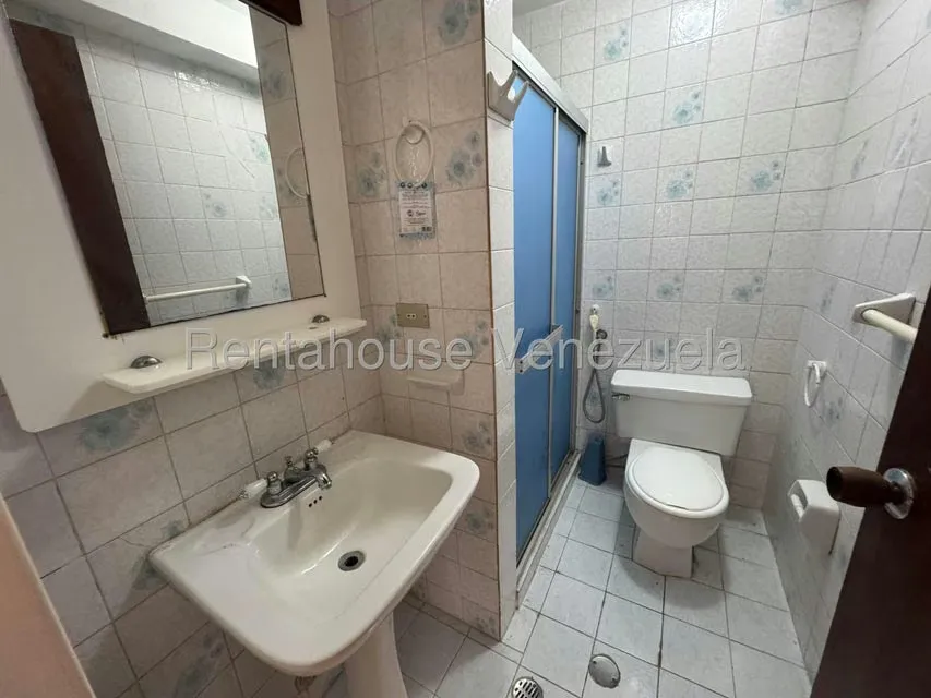 Apartamento (1 Nivel) en Venta en Longa Espana, Vargas - 16