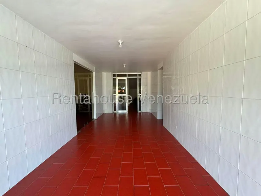 Apartamento (1 Nivel) en Venta en Longa Espana, Vargas - 36