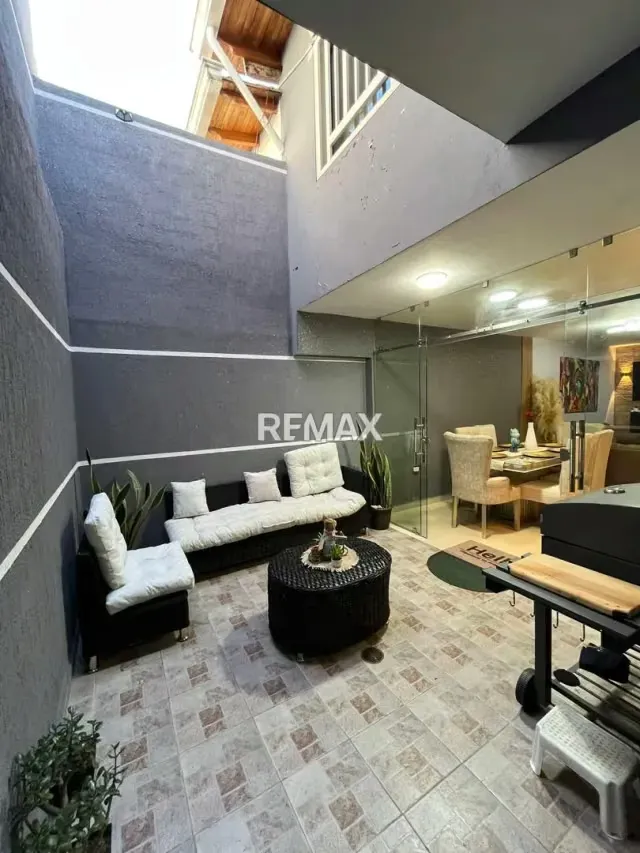 TOWNHOUSE EN PARTE ALTA DE LA MACHIRI