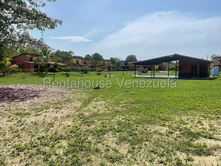 Townhouse (Duplex) en Venta en Higuerote, Miranda - 29