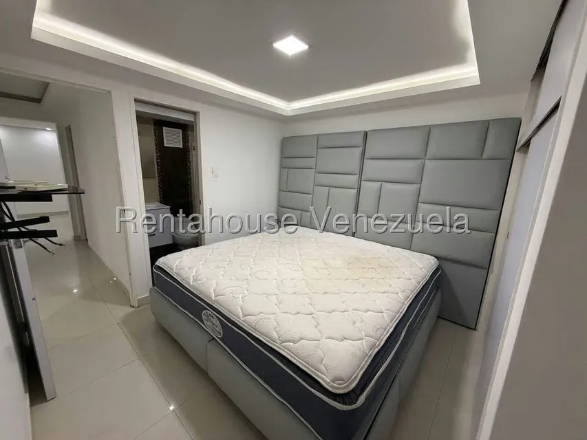 Apartamento (1 Nivel) en Alquiler en Los Samanes, Distrito Metropolitano - 3