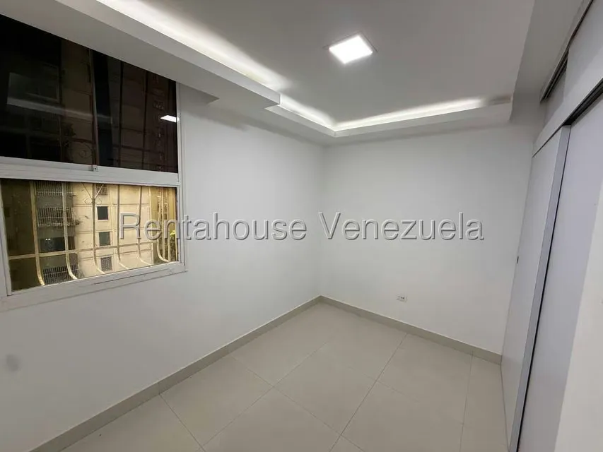 Apartamento (1 Nivel) en Alquiler en Los Samanes, Distrito Metropolitano - 6
