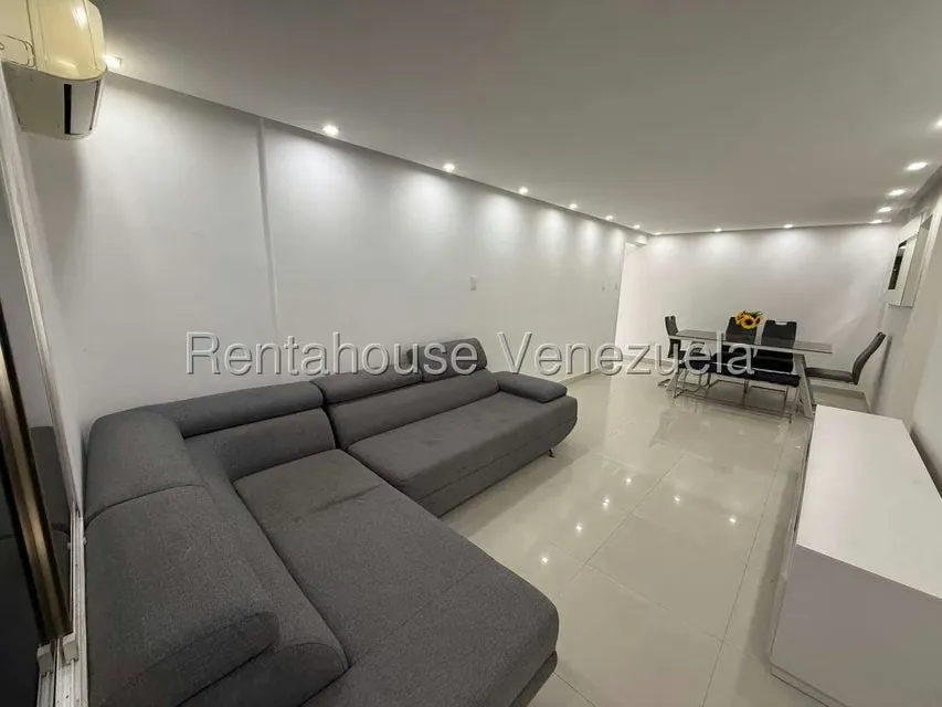 Apartamento (1 Nivel) en Alquiler en Los Samanes, Distrito Metropolitano - 8