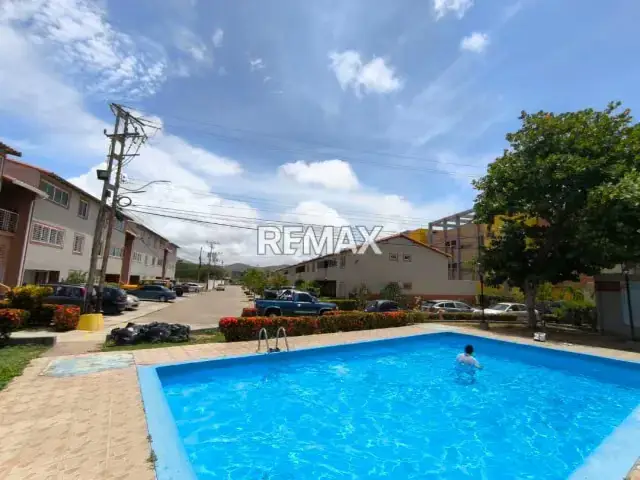 ACOGEDOR Y PRACTICO APARTAMENTO EN VENTA, AVENIDA TERRANOVA, PORLAMAR, ISLA DE MARGARITA