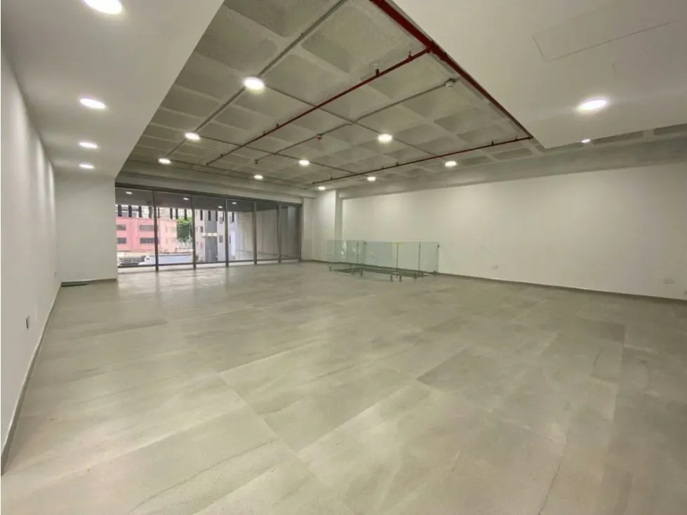 Local en venta o alquiler 232m², Calle Madrid - 6