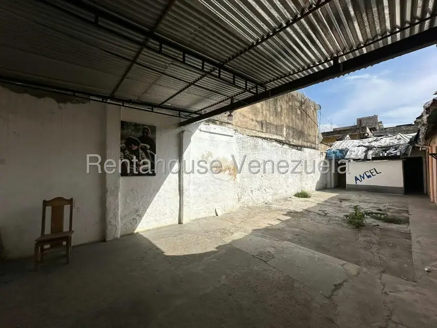 Casa (1 Nivel) en Venta en Zona Centro, Aragua - 2