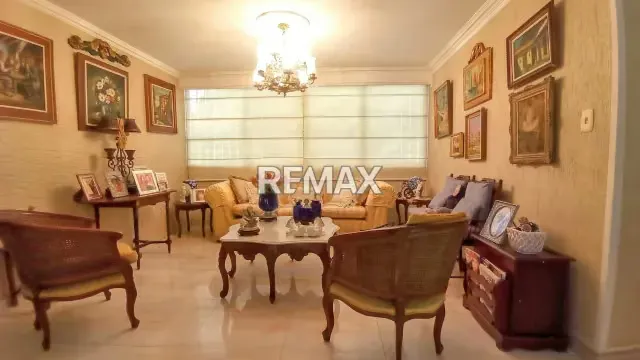 Apartamento en Venta con Terraza El Peñón - 4