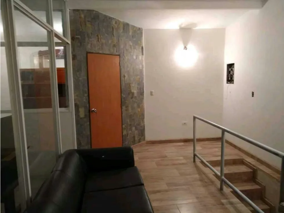 Vendo casa c/terreno (inversión) 1500m2 El Junquito 5369 - 17