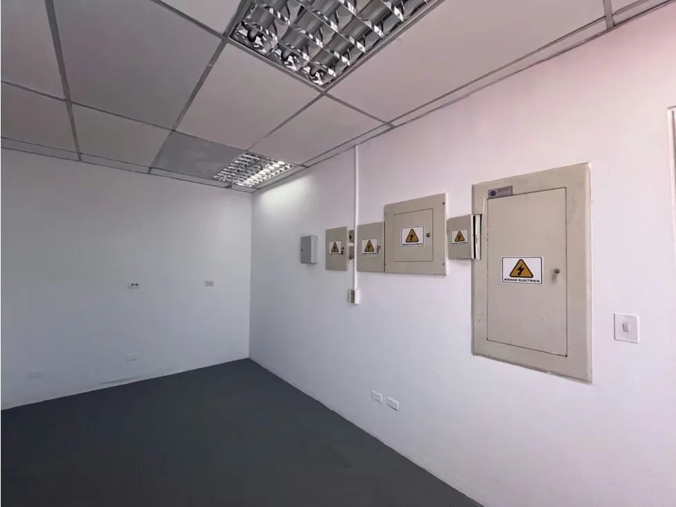 ALQUILER DE OFICINA EN URBANIZACIÓN LAS MERCEDES, MUNICIPIO BARUTA - 28