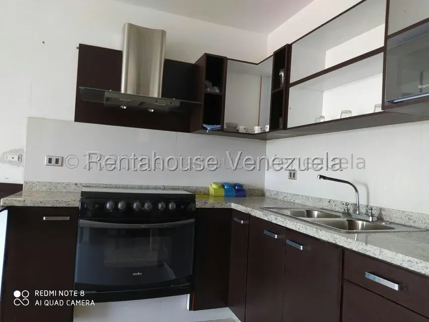 Apartamento (1 Nivel) en Alquiler en Zona Oeste, Lara - 12