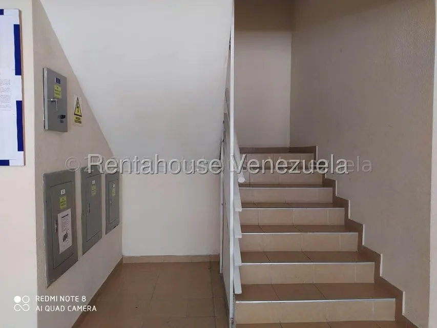 Apartamento (1 Nivel) en Alquiler en Zona Oeste, Lara - 27