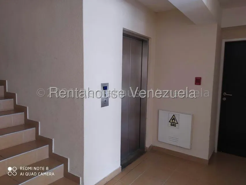 Apartamento (1 Nivel) en Alquiler en Zona Oeste, Lara - 4