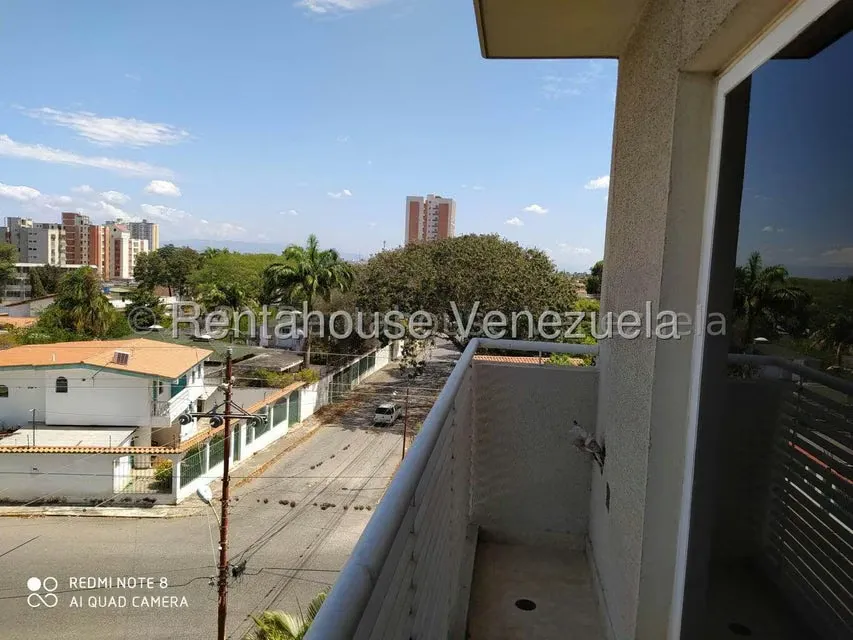 Apartamento (1 Nivel) en Alquiler en Zona Oeste, Lara - 8