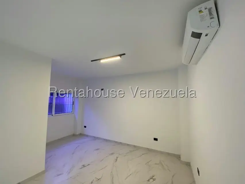 Casa (Duplex) en Venta en La Rosaleda, Lara - 6