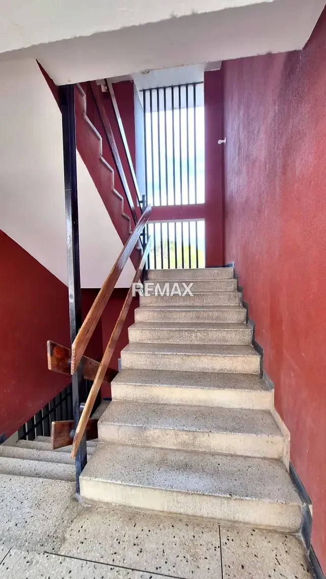 Vendo Apartamento en Conjunto Residencial Manaure, excelente ubicación en la zona universitaria de Maracaibo - 6