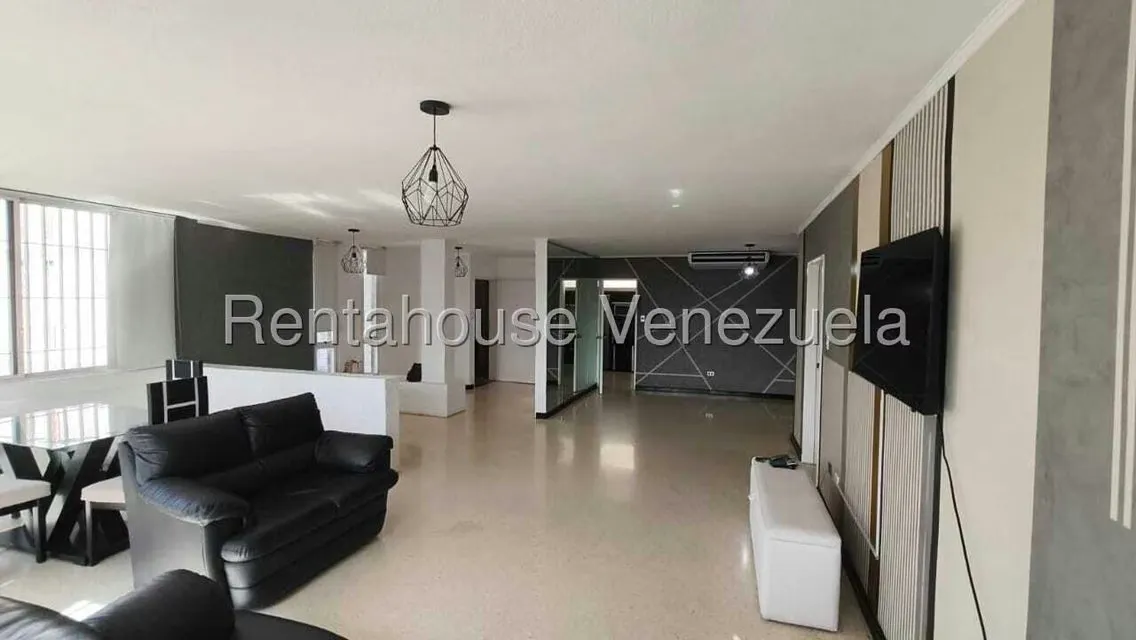 Apartamento (1 Nivel) en Alquiler en Las Mercedes, Distrito Metropolitano - 13