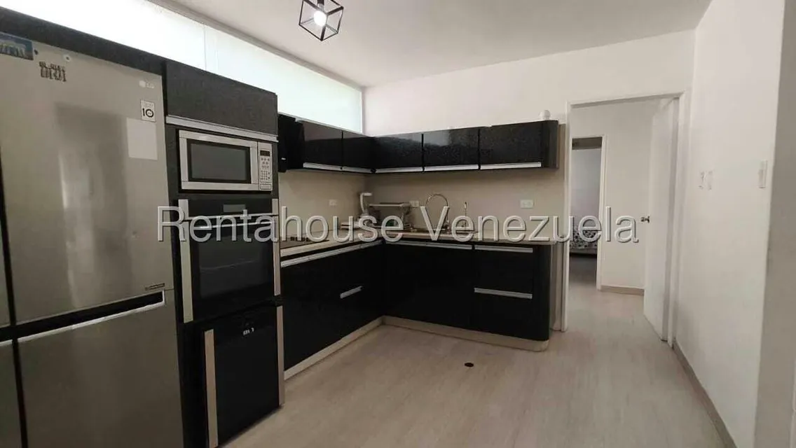 Apartamento (1 Nivel) en Alquiler en Las Mercedes, Distrito Metropolitano - 17