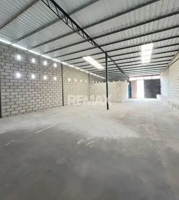 SE VENDE GALPON EN EL MIRADOR