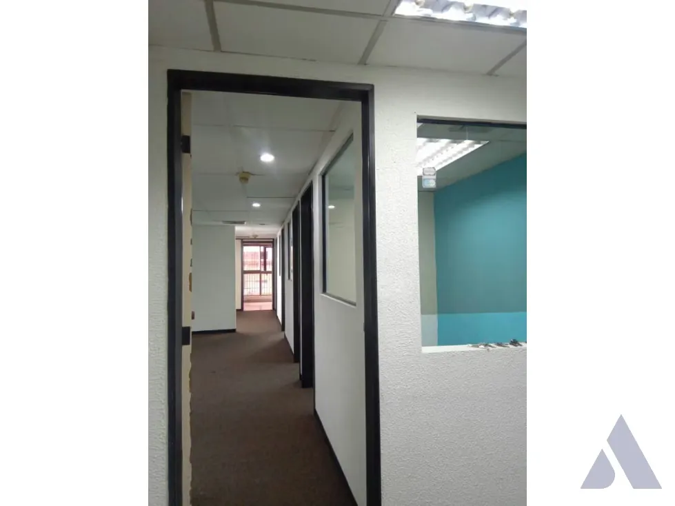 Vendo oficina 86m2 Centro de Caracas 3324 - 5