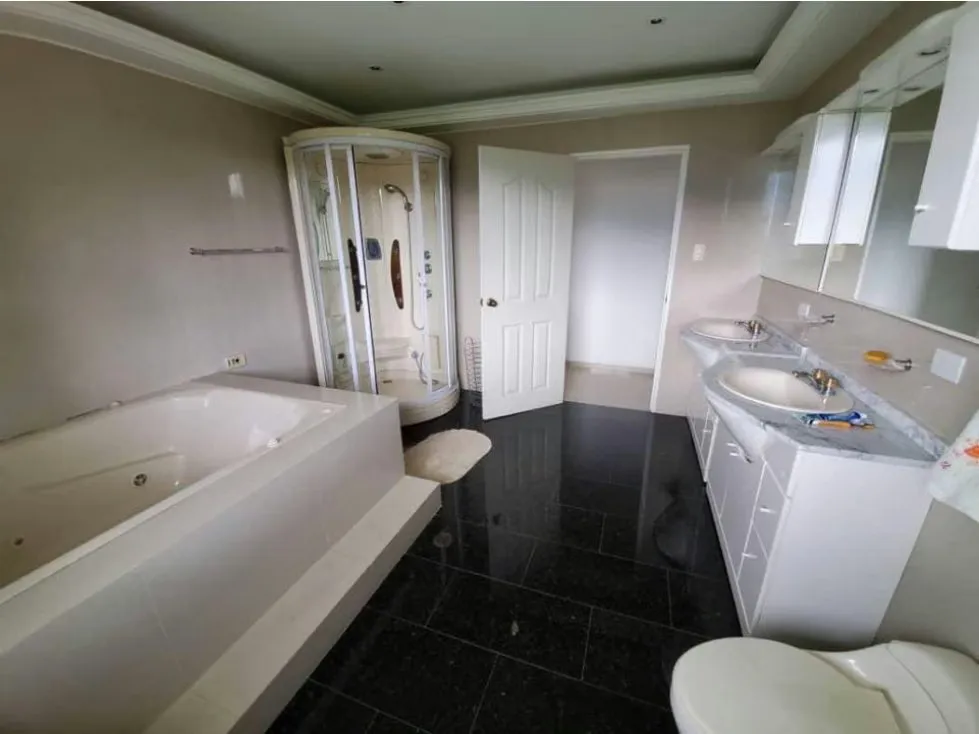 Se Vende Casa en la Urbanización Los Campitos - 10