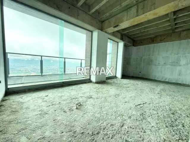 Exclusivo Apartamento en Obra Gris con Terraza y Vista Panorámica en Terrazas del Alto Hatillo - 5