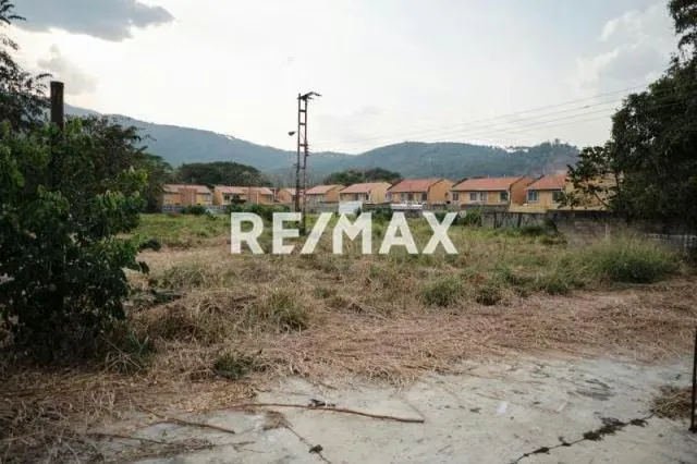 Magnifico terreno en la Campiña , EN VENTA, 7069 M2 - 2