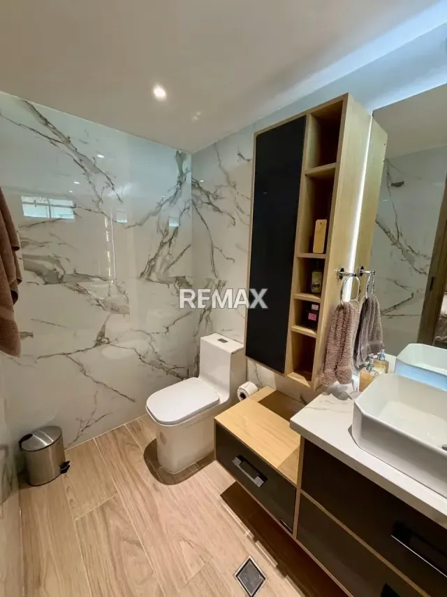 Espectacular y Lujoso Apartamento en Venta: Edificio Atlántica, Tucacas - 15