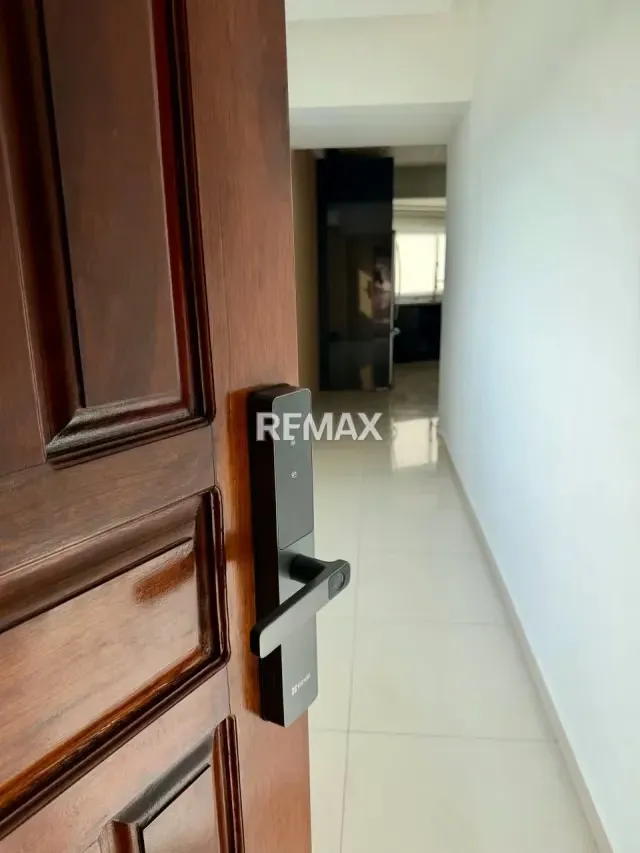 Espectacular y Lujoso Apartamento en Venta: Edificio Atlántica, Tucacas - 2