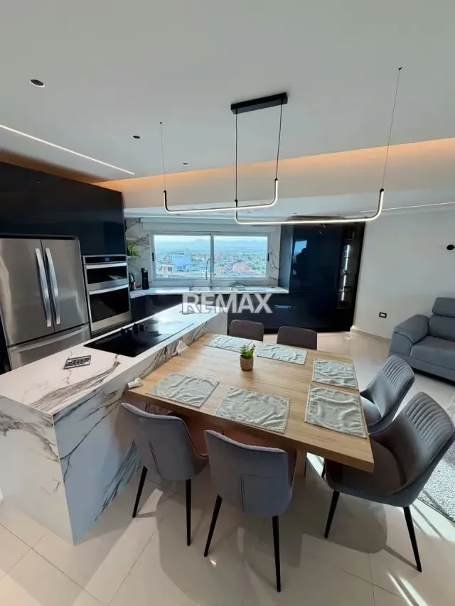 Espectacular y Lujoso Apartamento en Venta: Edificio Atlántica, Tucacas - 5