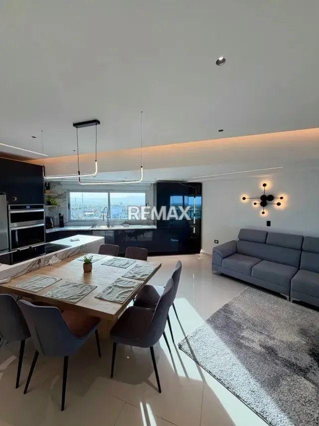 Espectacular y Lujoso Apartamento en Venta: Edificio Atlántica, Tucacas - 10