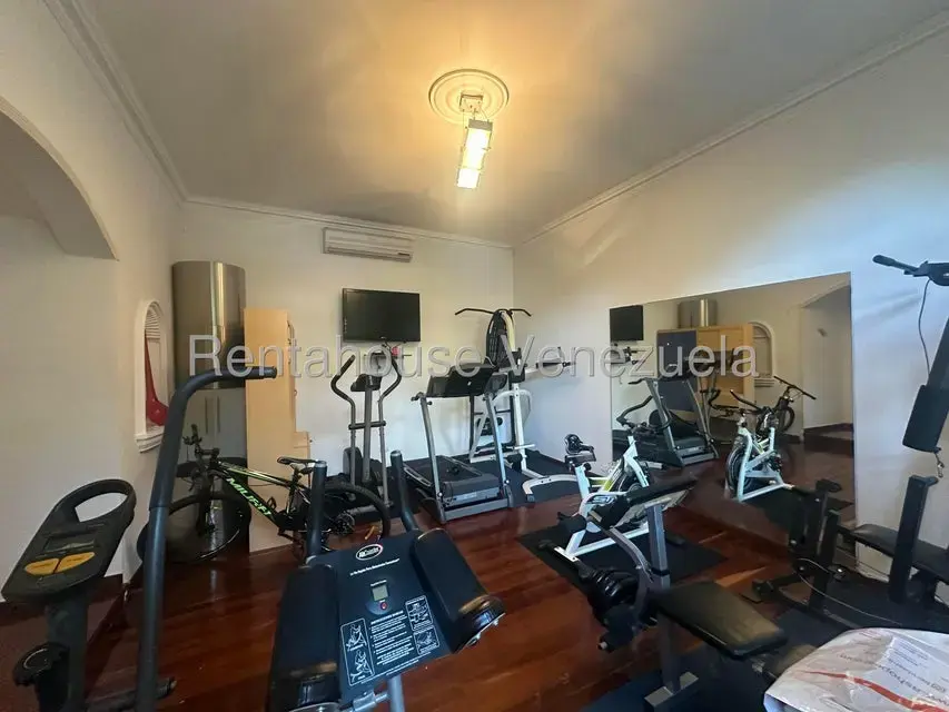 Casa (Multipes Niveles) en Venta en La Lagunita Country Club, Distrito Metropolitano - 20