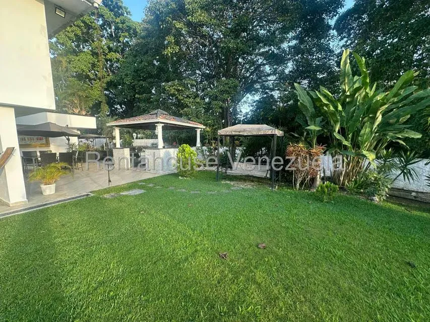 Casa (Multipes Niveles) en Venta en La Lagunita Country Club, Distrito Metropolitano - 27