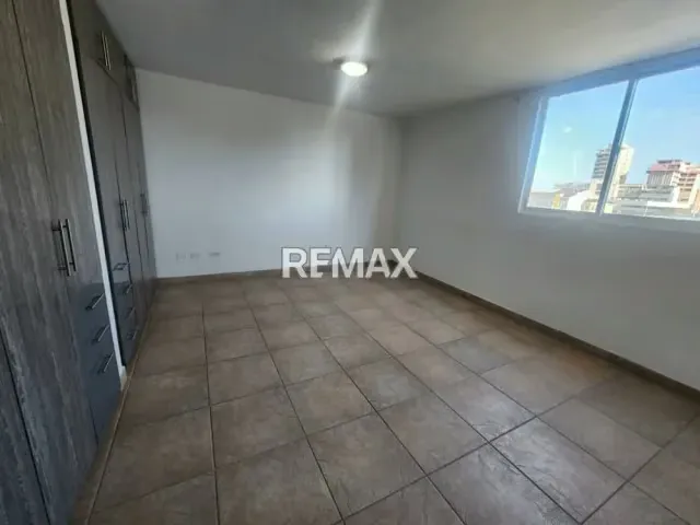 APARTAMENTO EN VENTA EN BELLA VISTA, CON FINANCIAMIENTO - 5