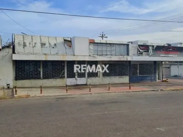 EN ALQUILER LOCAL COMERCIAL - 2