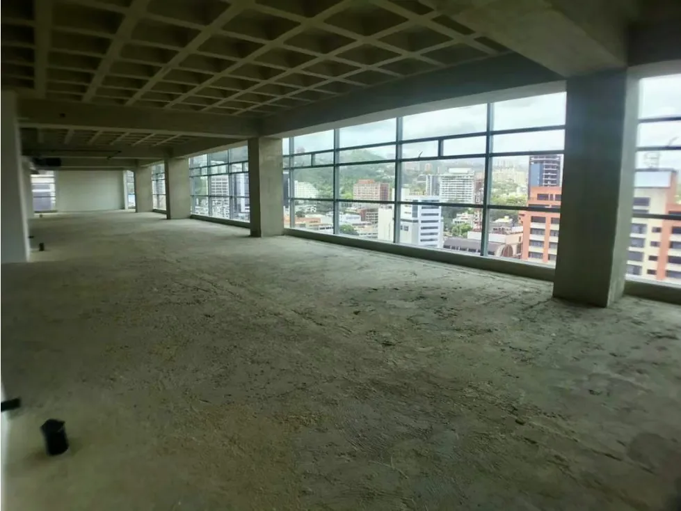 Se vende oficina de 350 m2/ Las Mercedes - 10