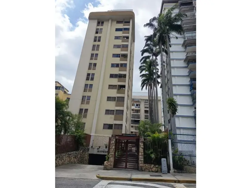 Alquilo apartamento 112m2 Los Palos Grandes 9188