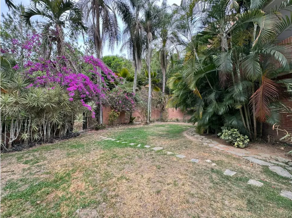 Hermoso apartamento tipo casa en colinas de tamanaco 400m2 - 41