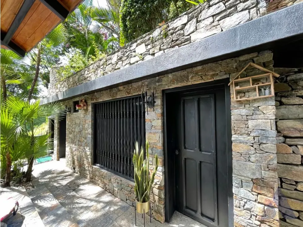 Se vende PB c/ jardín 600m2 Valle Arriba 9006 - 17