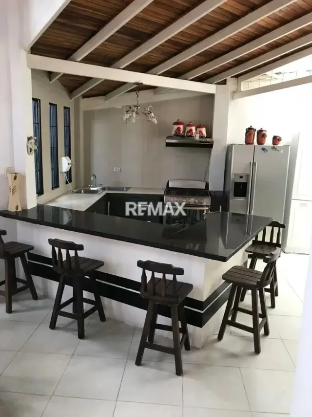 Casa en Manuel Felipe Rugeles - 4
