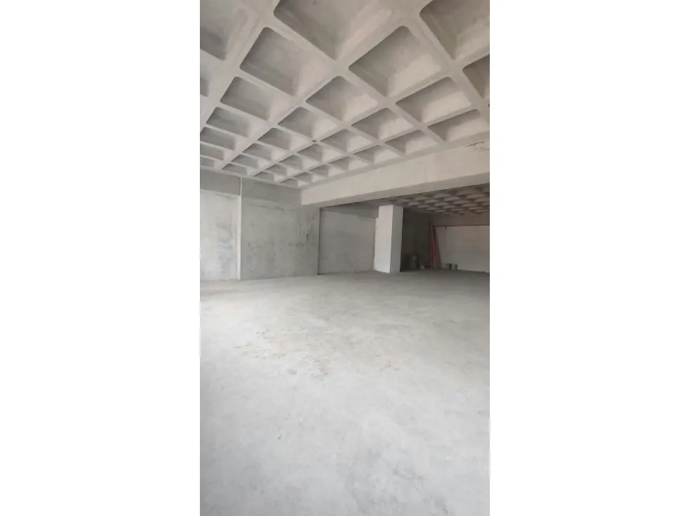 Se alquila Oficina 135m² Las Mercedes - 3