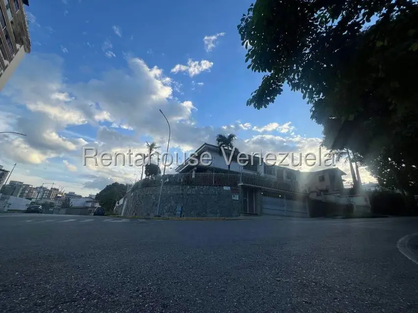 Casa (Multipes Niveles) en Venta en El Marques, Distrito Metropolitano - 27