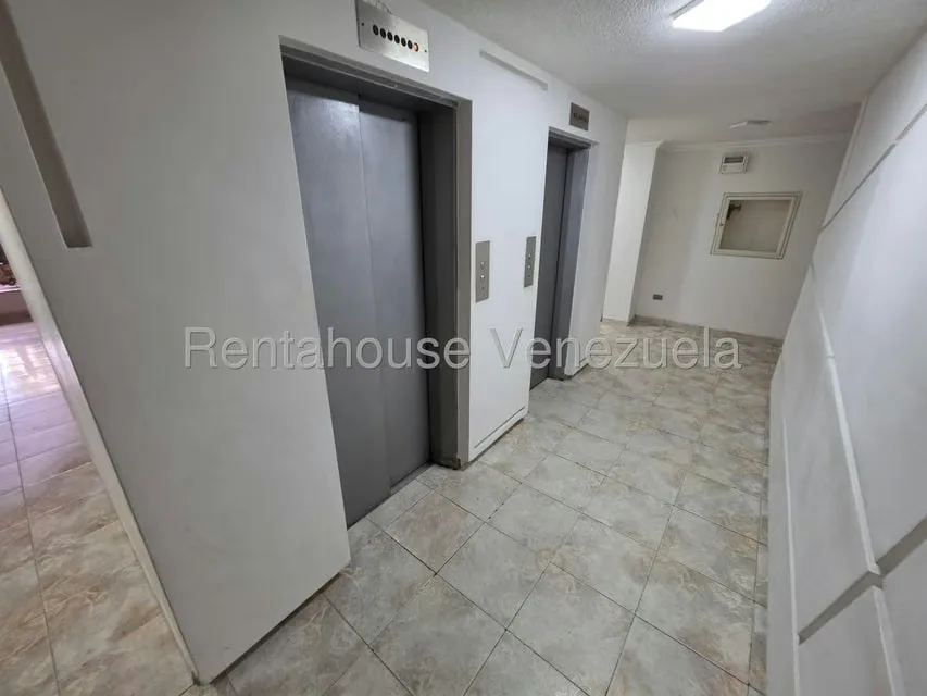Apartamento (1 Nivel) en Venta en Montalban II, Distrito Metropolitano - 4